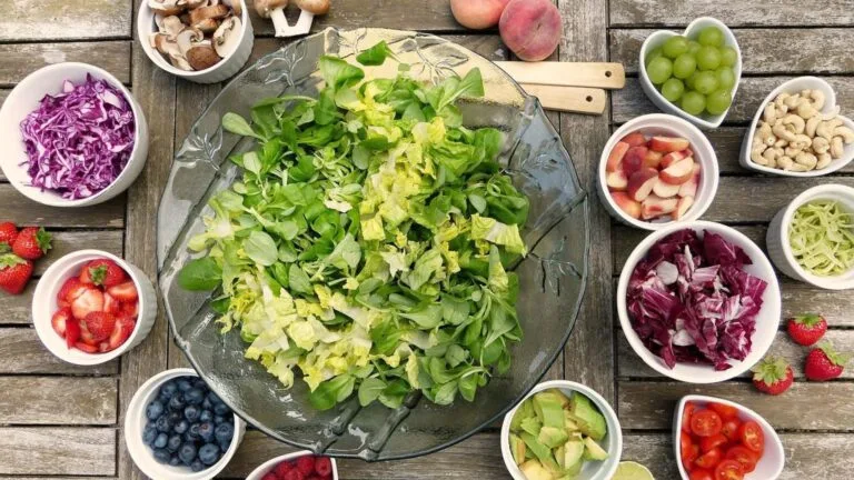 Can You Gain Muscle While Losing Fat on a Vegan Diet